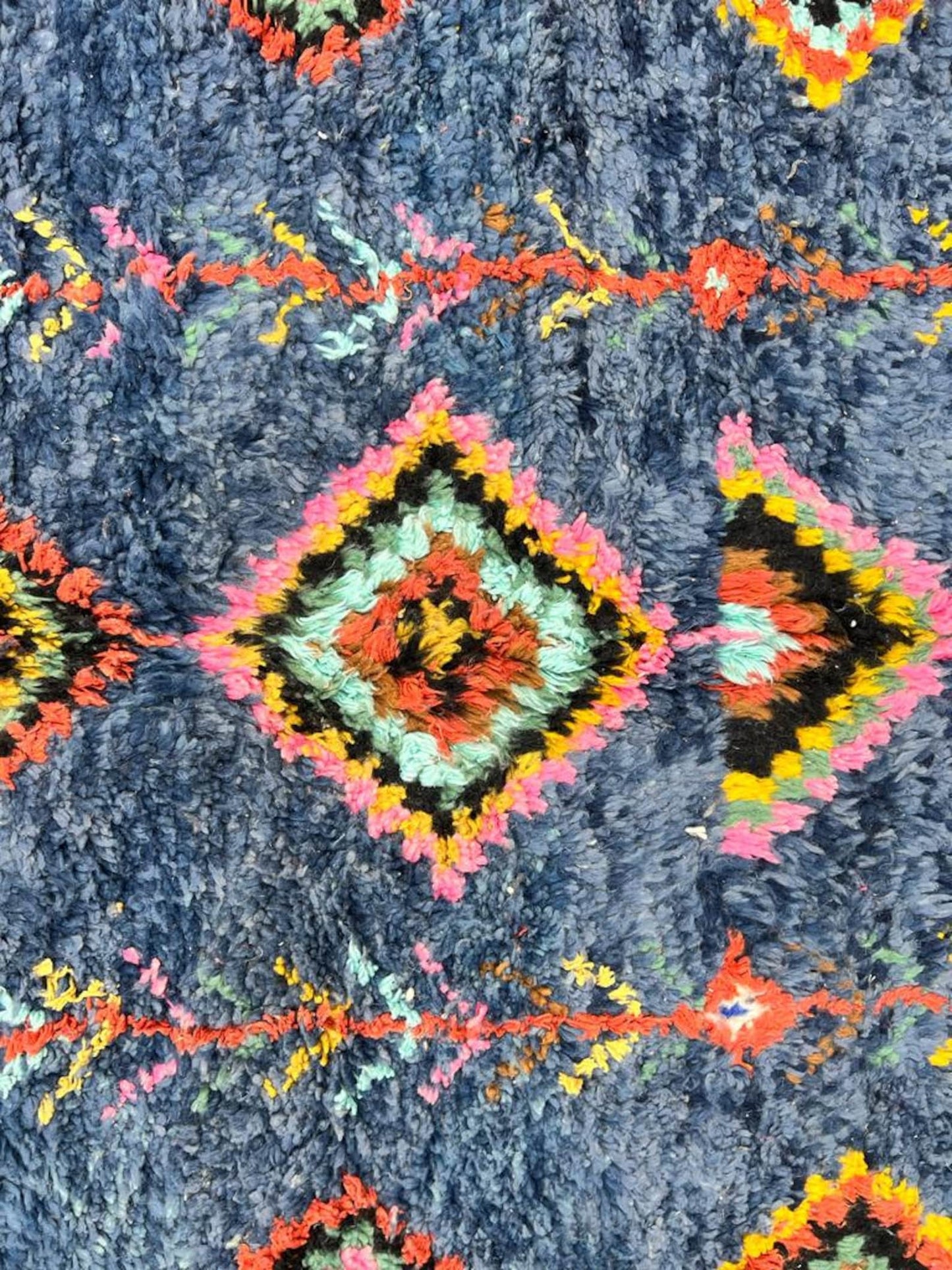 Hand-Knotted Wool Rug – Artisan-Made, Durable & Eco-Friendly