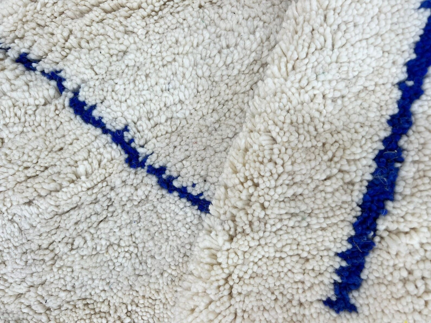 Handwoven Jute Rug – Sustainable, Rustic, and Modern