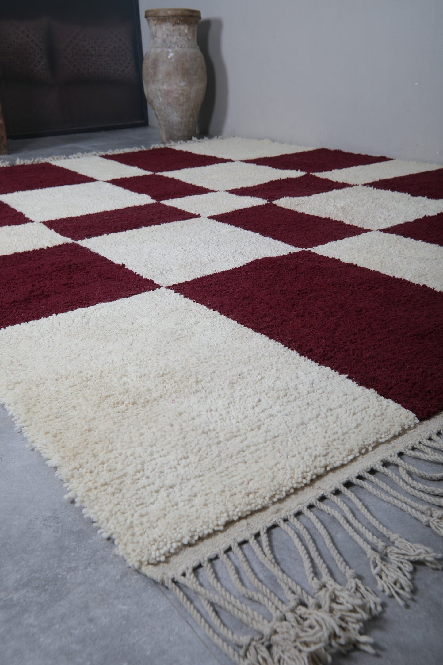 Hand-Knotted Wool Rug – Artisan-Made, Durable & Eco-Friendly