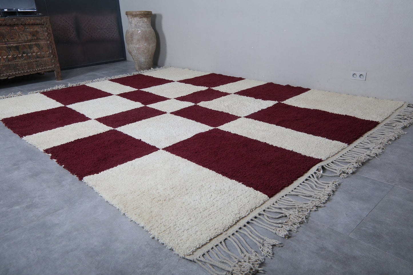 Hand-Knotted Wool Rug – Artisan-Made, Durable & Eco-Friendly