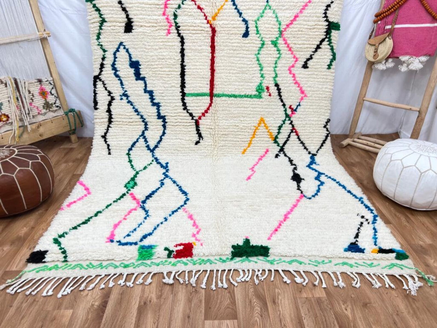 Hand-Knotted Wool Rug – Artisan-Made, Durable & Eco-Friendly