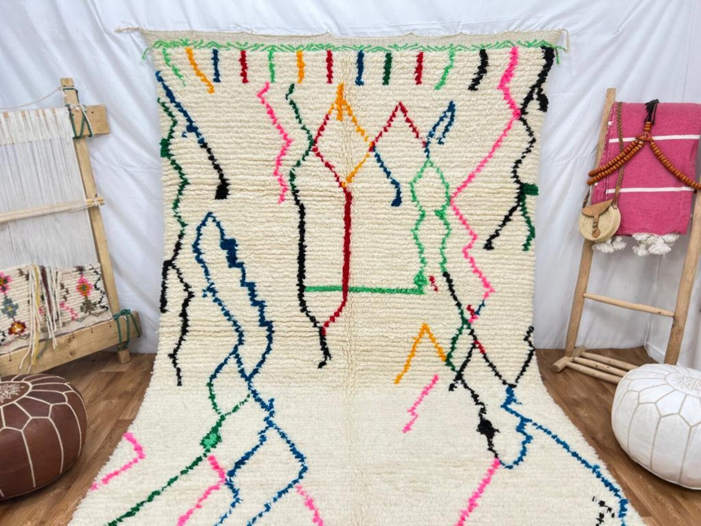 Hand-Knotted Wool Rug – Artisan-Made, Durable & Eco-Friendly