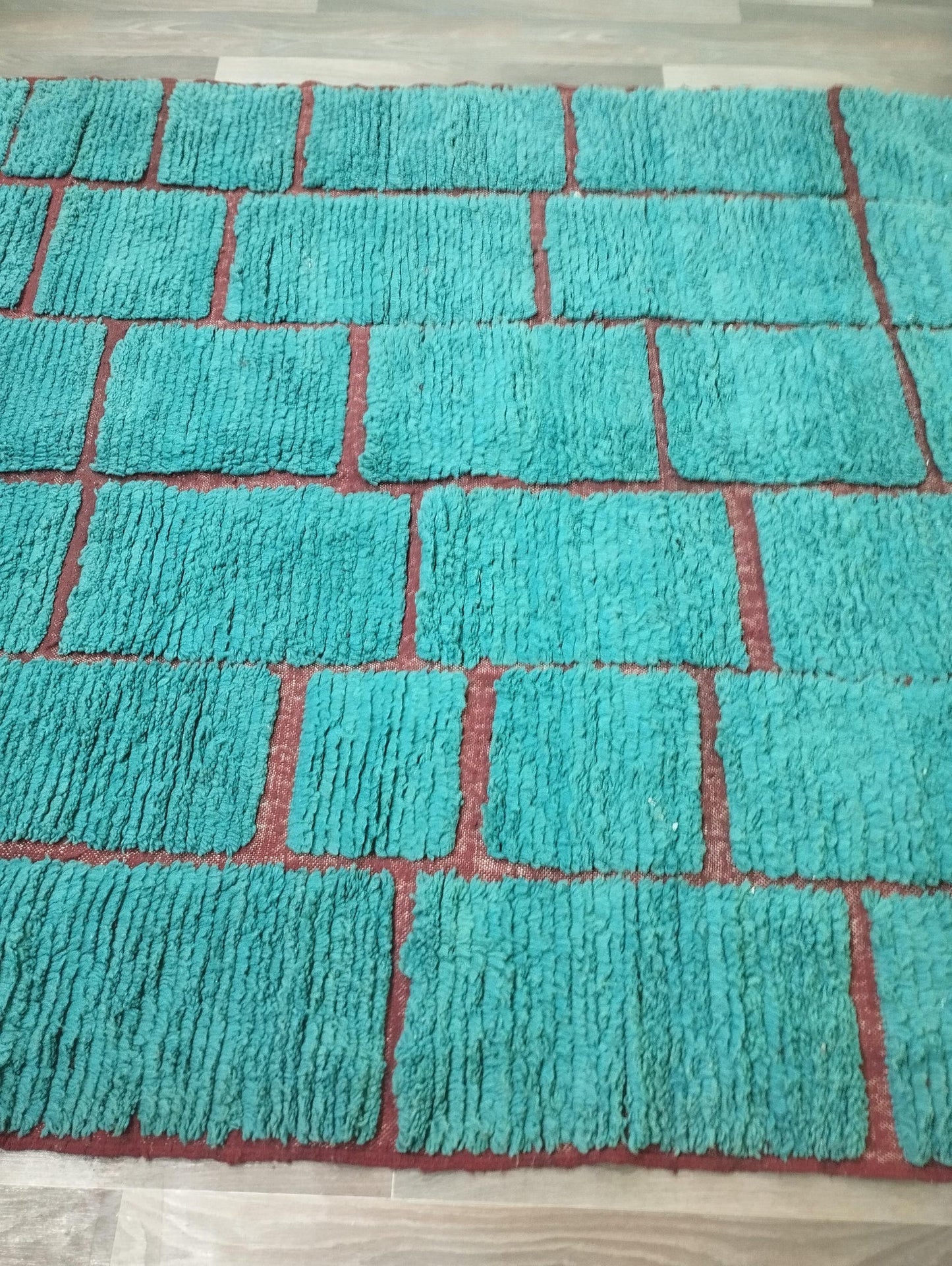 Cozy Handmade Textured Rug – Perfect for Layered Decor Looks