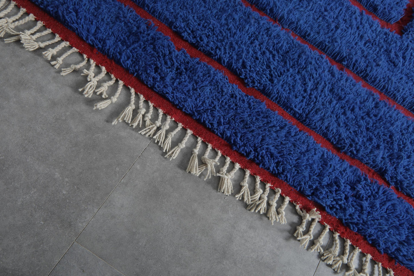 Luxury Handmade Vintage Rug – Traditional Tribal Design