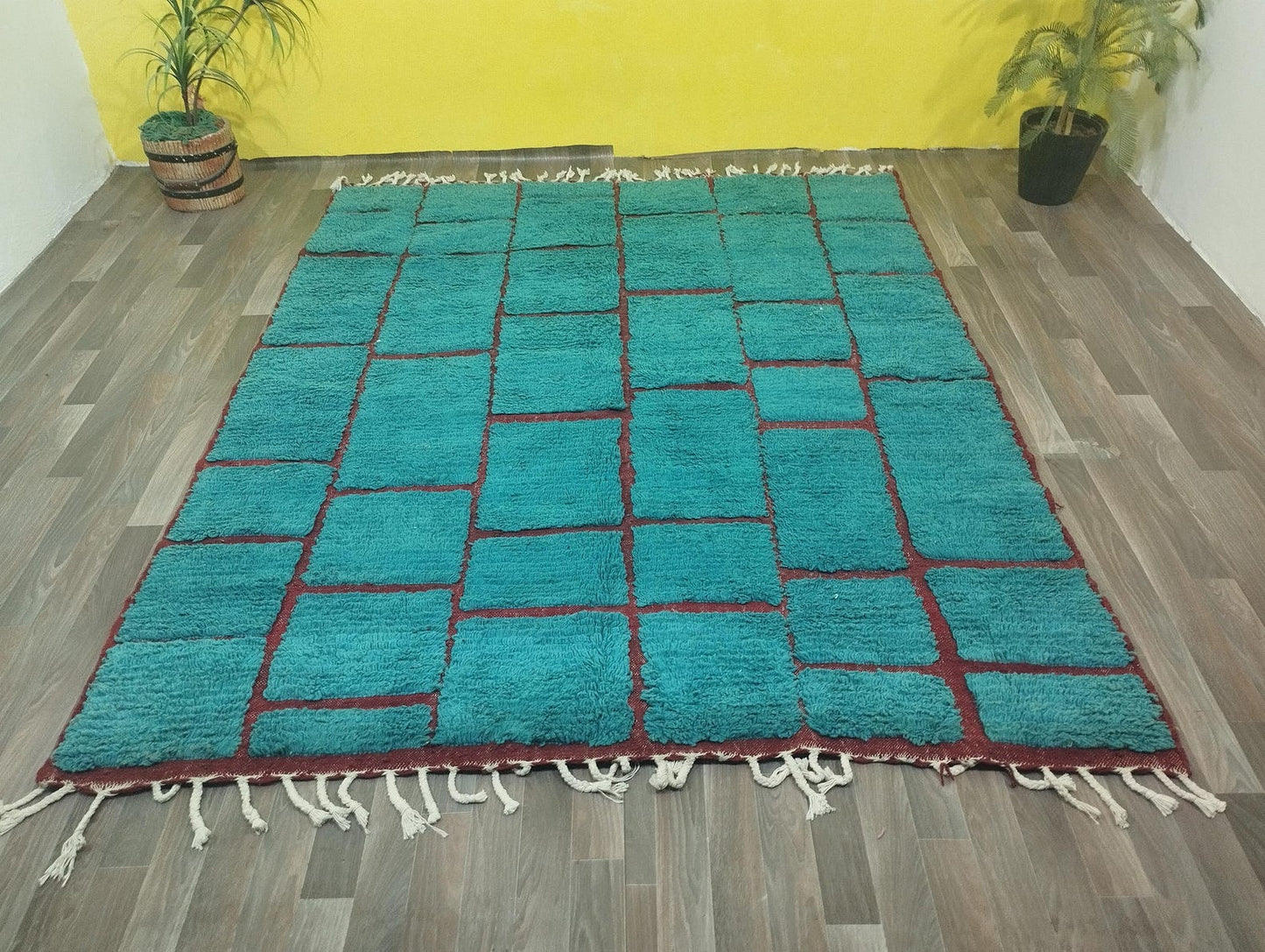 Cozy Handmade Textured Rug – Perfect for Layered Decor Looks