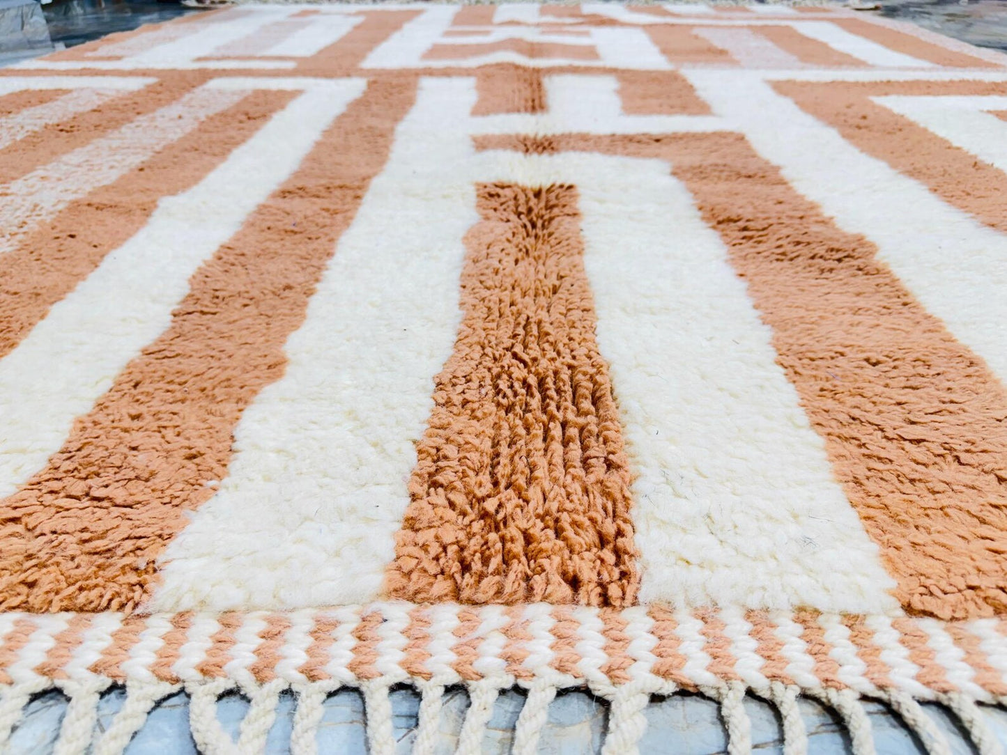 Traditional Hand-Knotted Wool Rug – Sustainable & Stylish
