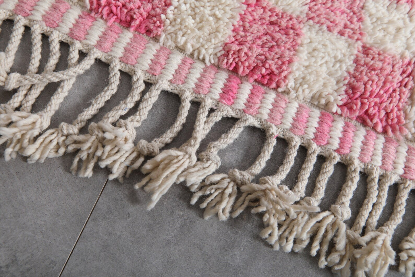 Handcrafted Natural Fiber Rug – Perfect for Living Room & Bedroom