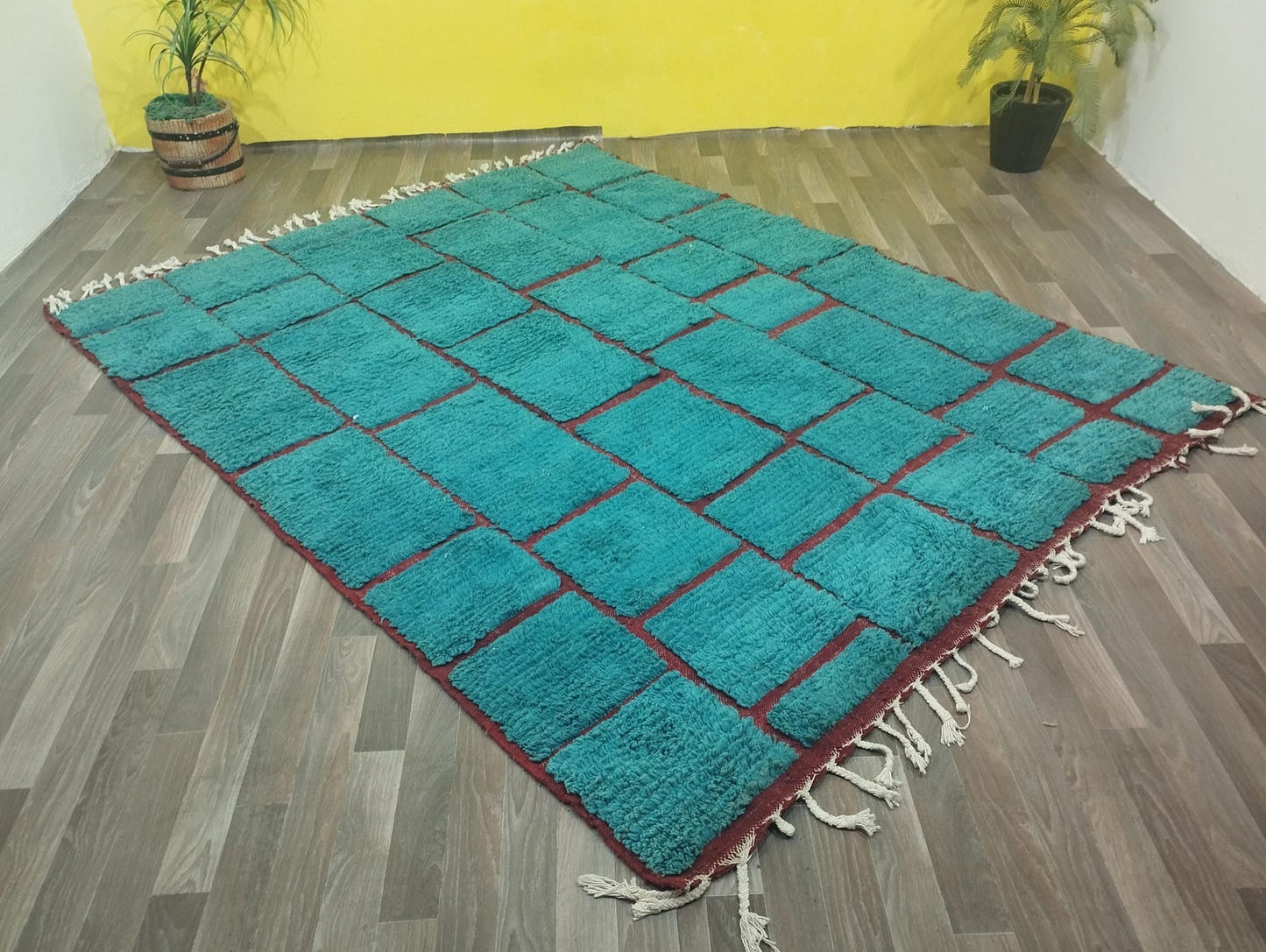 Cozy Handmade Textured Rug – Perfect for Layered Decor Looks