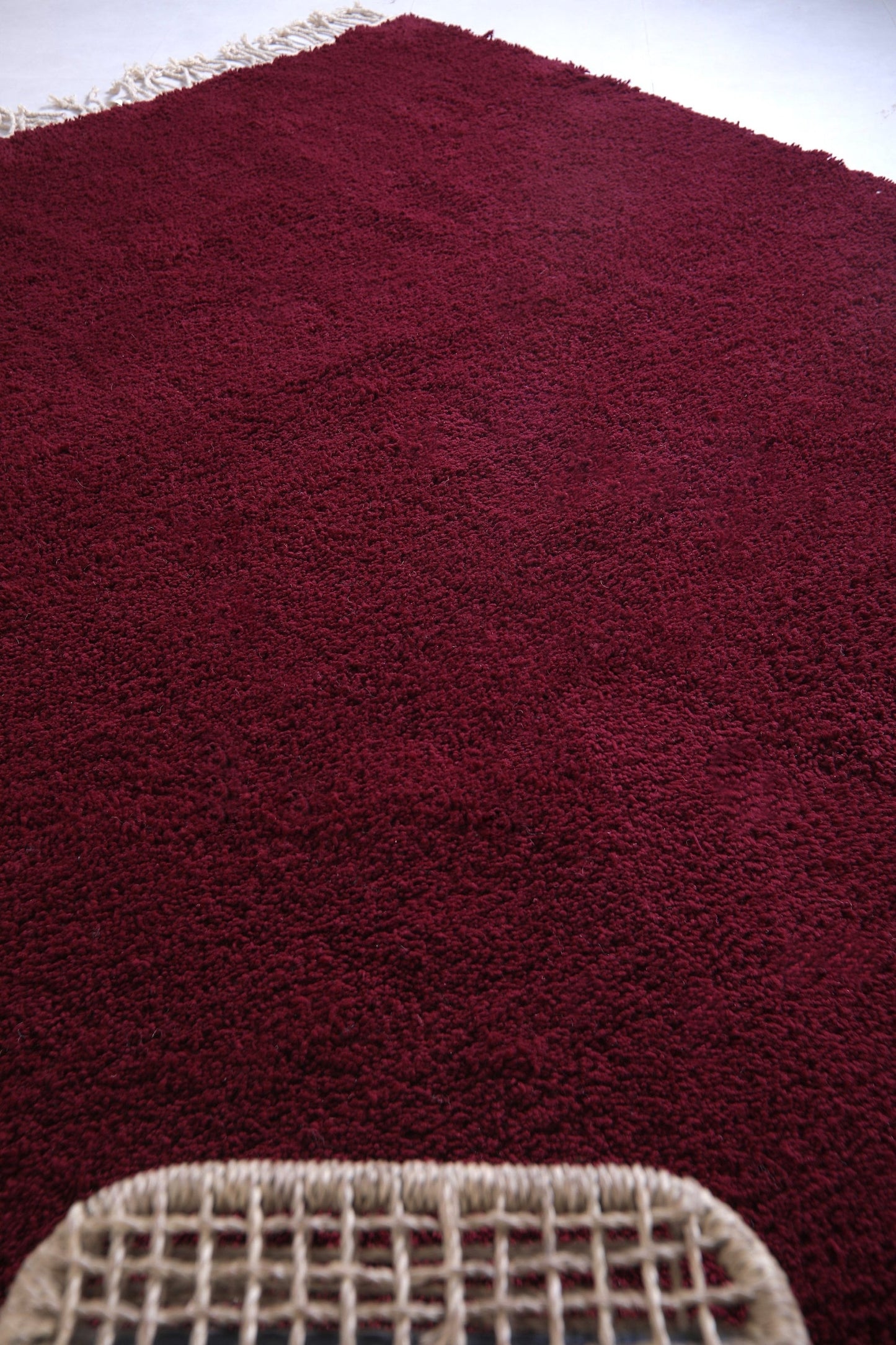 Eco-Friendly Handmade Wool Rug – Durable & Elegant