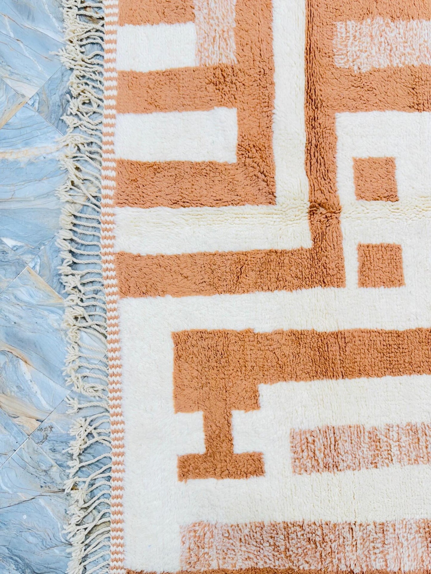 Traditional Hand-Knotted Wool Rug – Sustainable & Stylish