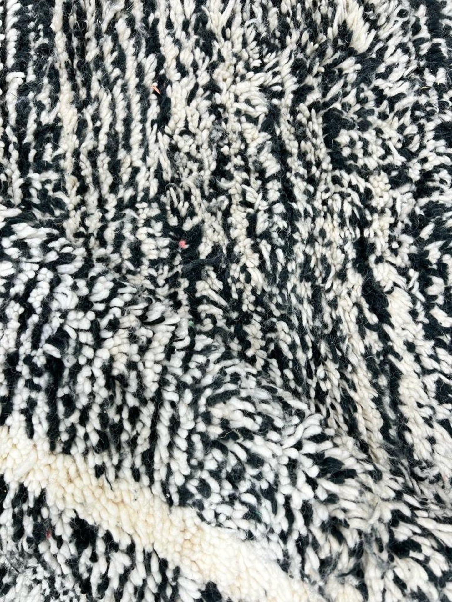 Statement Artisan Rug – Handmade & Naturally Dyed