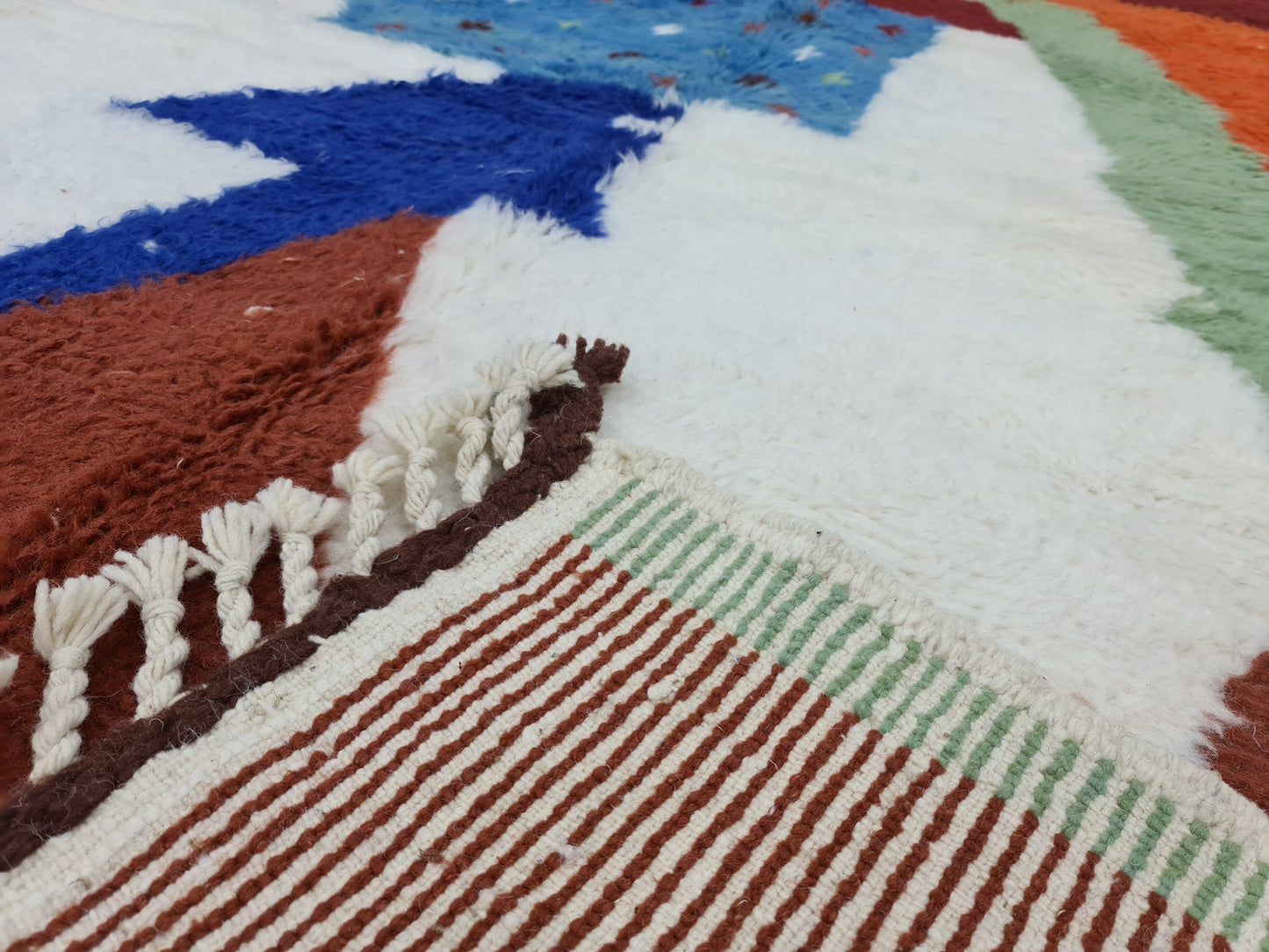 Rustic Handwoven Rug – Eco-Friendly & Timeless Charm