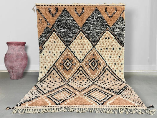 Hand-Knotted Wool Rug – Artisan-Made, Durable & Eco-Friendly