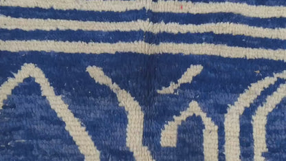 Luxury Handmade Vintage Rug – Traditional Tribal Design