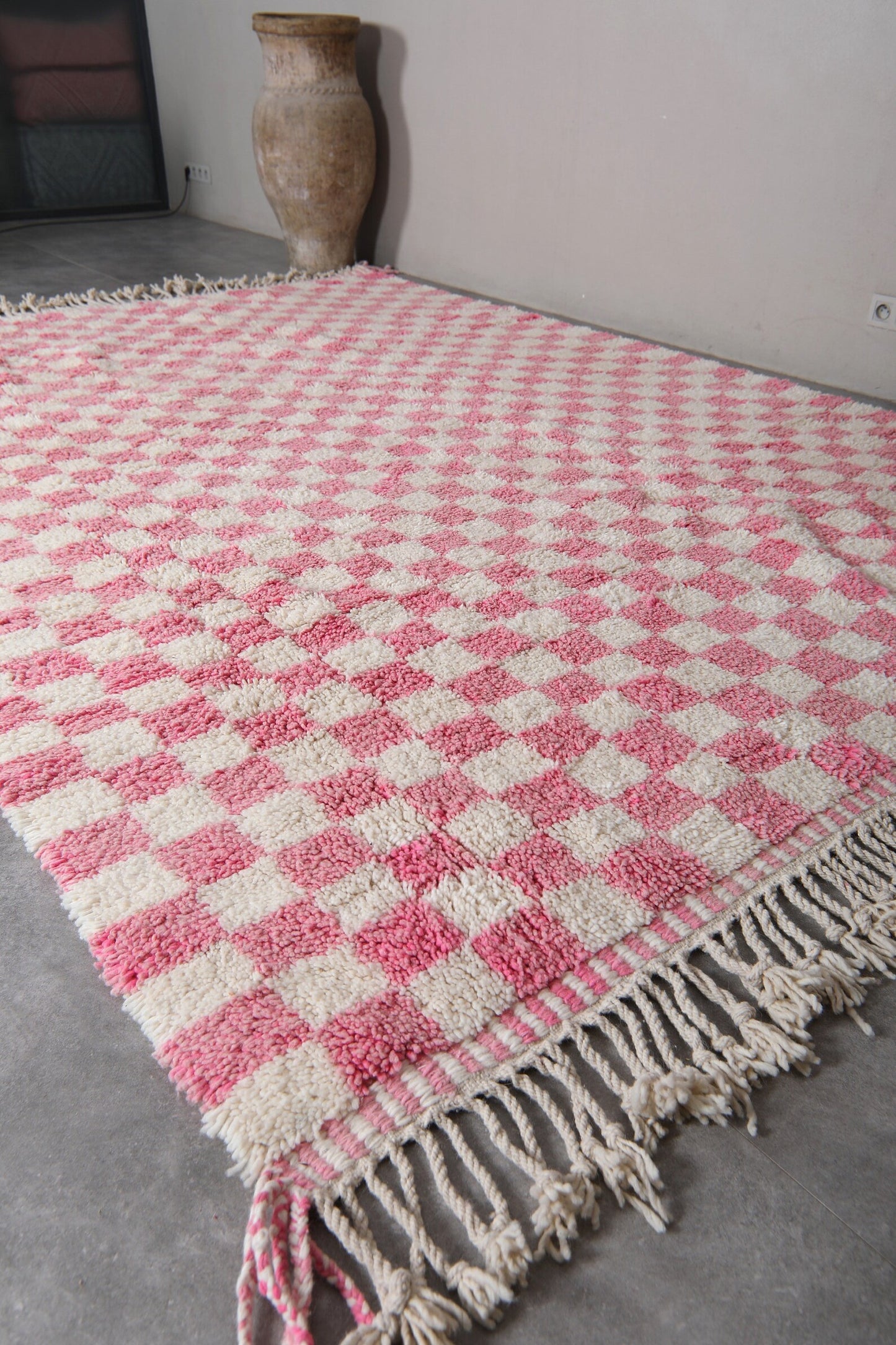 Handcrafted Natural Fiber Rug – Perfect for Living Room & Bedroom