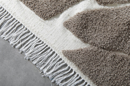 Boho Handwoven Rug – Eco-Friendly & Timeless Style