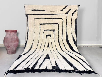 Eco-Friendly Handmade Wool Rug – Durable & Elegant