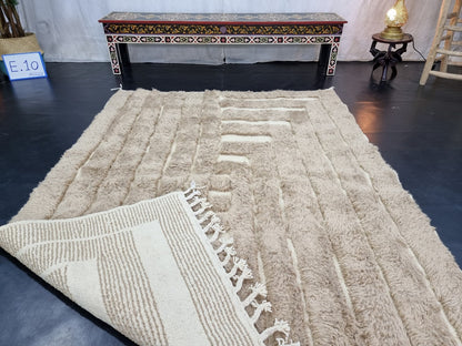 Handcrafted Bohemian Area Rug – Natural Textures & Warm Colors