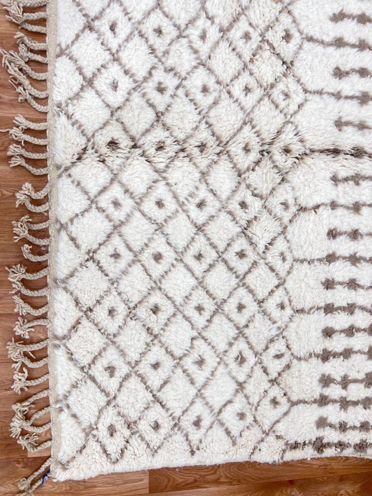 Handcrafted Natural Fiber Rug – Perfect for Living Room & Bedroom