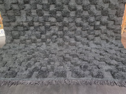 Handmade Vintage Inspired Rug – Timeless Floor Accent