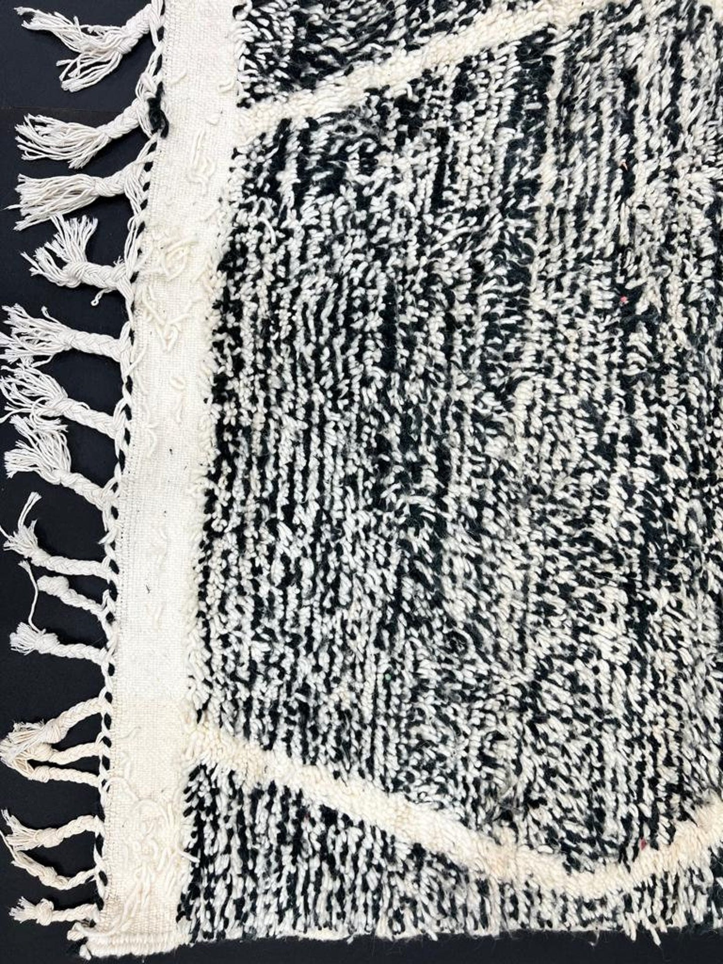 Statement Artisan Rug – Handmade & Naturally Dyed