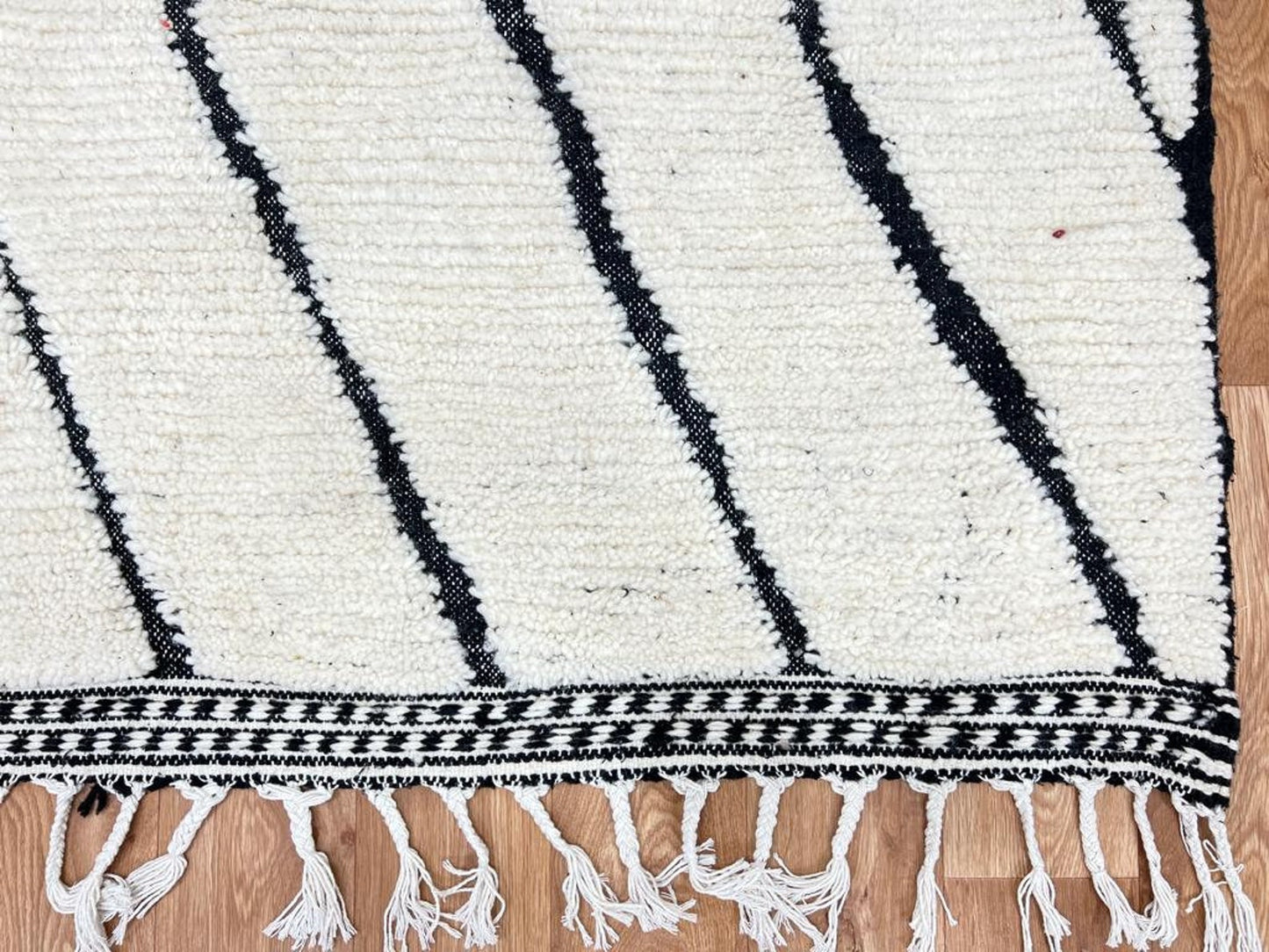Handcrafted Natural Fiber Rug – Perfect for Living Room & Bedroom