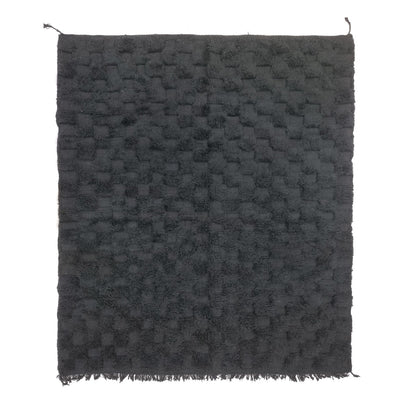 Handmade Vintage Inspired Rug – Timeless Floor Accent