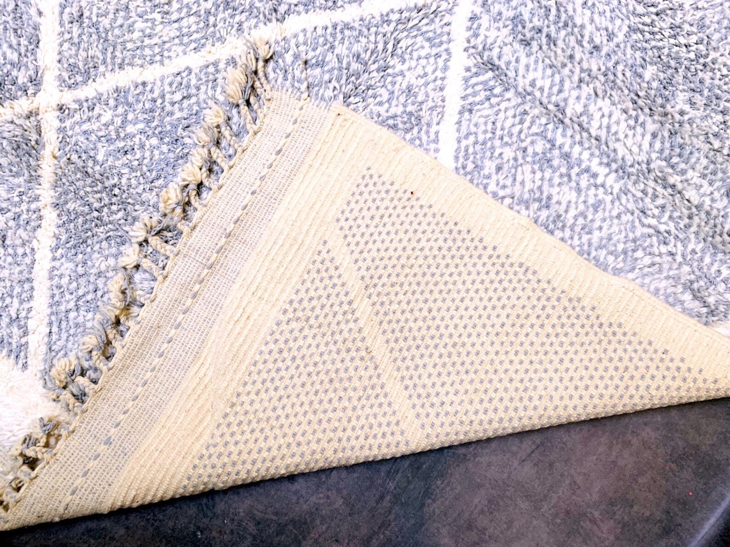 Handmade Wool Area Rug – Artisan Woven Natural Decor